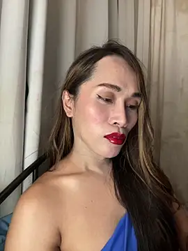 Snapshot of RomanticPearlTS chatting on April 8, 12:38 pm RomanticPearlTS online show from April 8, 12:38 pm