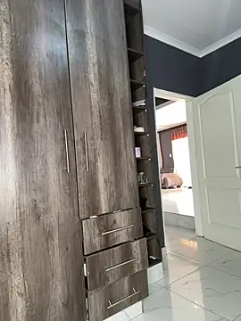 Thick Ass Barbiie online show from February 4, 8:53 am