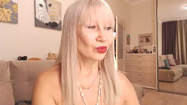 AlisaDeluxe online show from January 7, 2:36 am