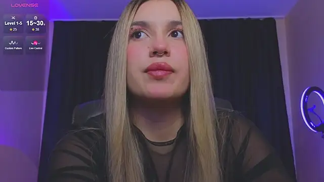 RoxyChill online show from October 17, 7:38 pm