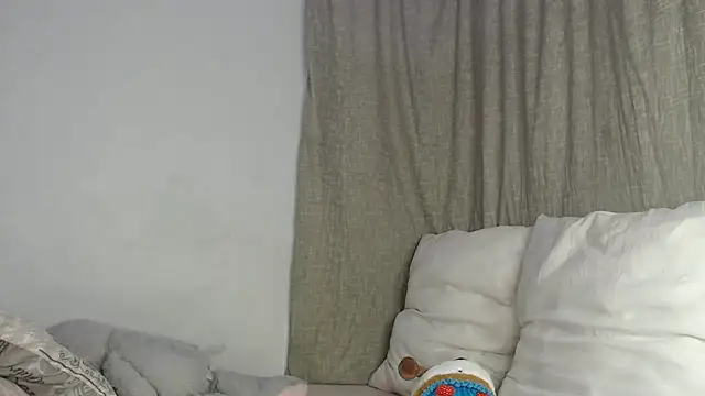 DarrkDeeva68 online show from December 21, 4:25 pm