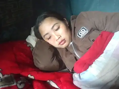 PhamPhung online show from November 3, 2:35 am