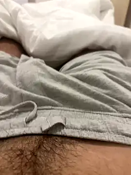 Snapshot of c2c3finm chatting on September 12, 2:22 am c2c3finm online show from September 12, 2:22 am