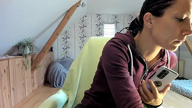 Snapshot of Axunamun chatting on November 20, 8:36 am Axunamun online show from November 20, 8:36 am