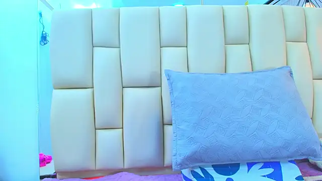 sweet amye online show from October 18, 7:14 pm