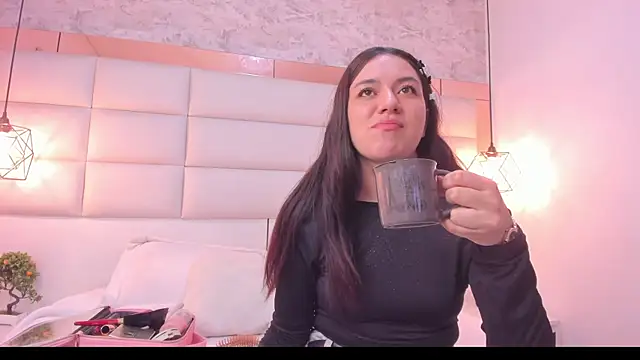 Snapshot of Dali_collin chatting on March 21, 4:32 pm Dali collin online show from March 21, 4:32 pm