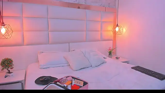 Snapshot of Dali_collin chatting on March 26, 3:17 pm Dali collin online show from March 26, 3:17 pm