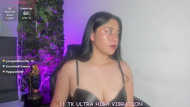 vela-kimm online show from November 13, 7:46 pm