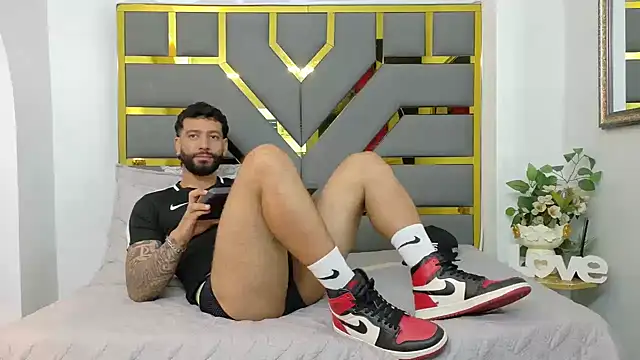 yorbymaxx online show from October 8, 2:14 pm