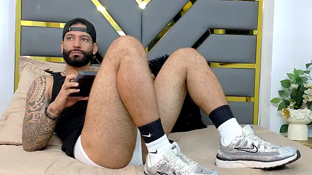 yorbymaxx online show from October 29, 12:51 pm