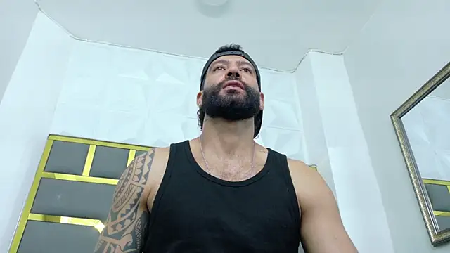 yorbymaxx online show from October 31, 4:41 pm