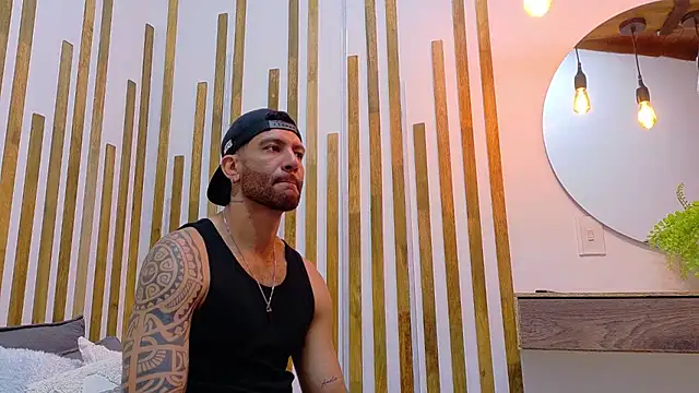 yorbymaxx online show from February 17, 1:40 pm