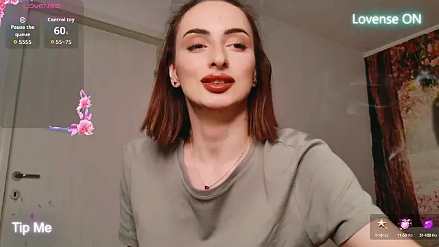 Snapshot of AuraPure chatting on September 14, 7:57 pm AuraPure online show from September 14, 7:57 pm