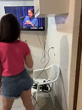 clara2111 online show from October 23, 9:35 pm