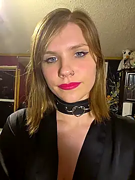 xXKnifeRiderXx online show from March 19, 1:42 am