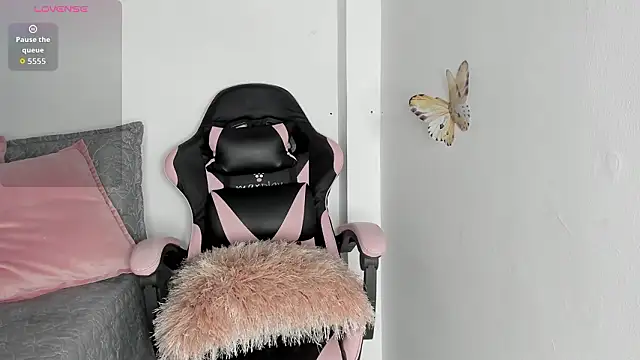 mari-ross online show from March 13, 2:07 am