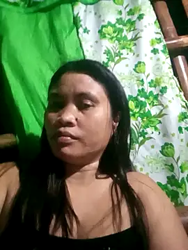 Snapshot of cheeseGirl69 chatting on May 1, 1:59 pm cheeseGirl69 online show from May 1, 1:59 pm