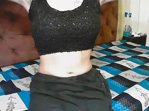 elize   online show from November 1, 2:02 am