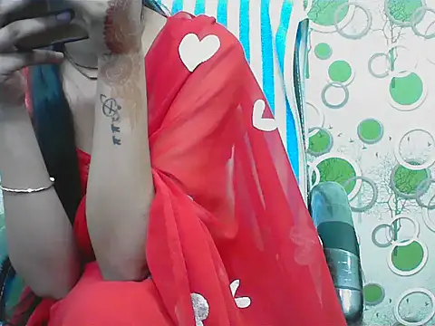 Snapshot of elize__ chatting on February 13, 2:29 am elize online show from February 13, 2:29 am