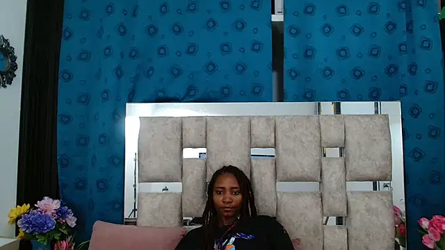 AmbarSmit online show from November 6, 7:04 pm