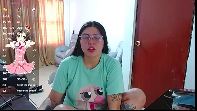 Snapshot of Hanna-11 chatting on October 24, 8:16 pm Hanna-11 online show from October 24, 8:16 pm