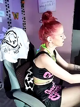 Purple2StayThnxx online show from November 17, 2:28 am