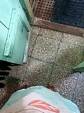 Snapshot of twpatil chatting on October 25, 4:31 am twpatil online show from October 25, 4:31 am