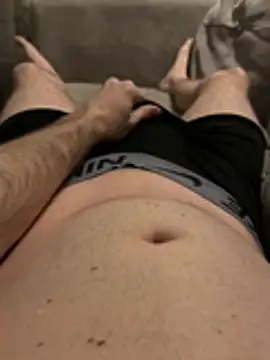 naughtycoupl98 online show from February 22, 11:36 pm