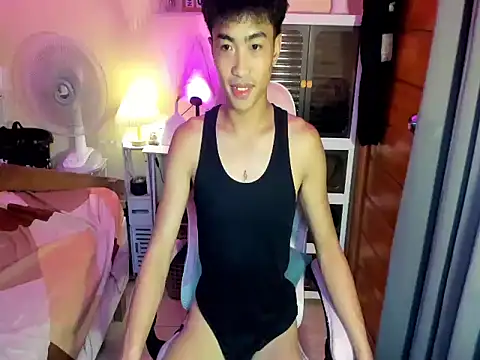 yourhotpinoy online show from November 8, 1:55 pm