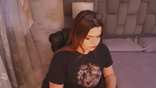 Maxxxine1 online show from November 6, 11:00 am