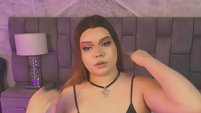 Maxxxine1 online show from November 25, 6:24 am