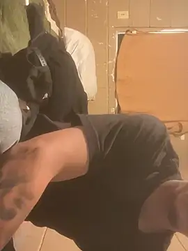 Osmarcito21 online show from January 13, 3:56 am