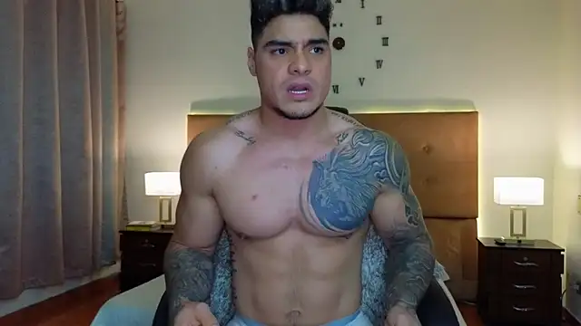 Steven Velez online show from February 18, 12:28 am