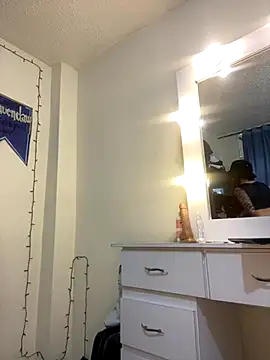 Sallem Pink online show from October 12, 12:15 pm