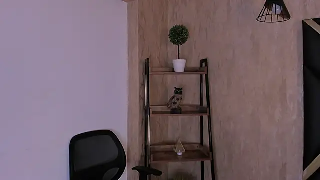 MeganHoffmaan online show from October 28, 7:38 pm