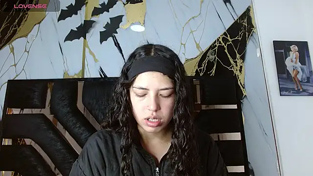 malejahotcs01 online show from November 28, 11:35 am