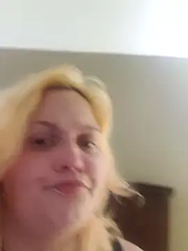 Jynxthefoxyfuck online show from November 7, 7:25 pm