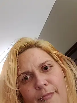 Jynxthefoxyfuck online show from November 10, 4:17 pm