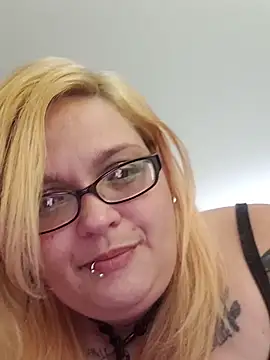 Jynxthefoxyfuck online show from November 11, 11:43 am