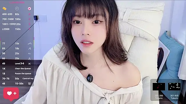 Snapshot of yara_hot1 chatting on May 1, 4:28 am yara hot1 online show from May 1, 4:28 am