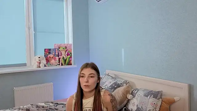 evaloveuevaneedu online show from May 26, 2:02 pm