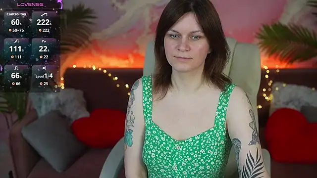 TinaMelt online show from May 27, 6:49 pm