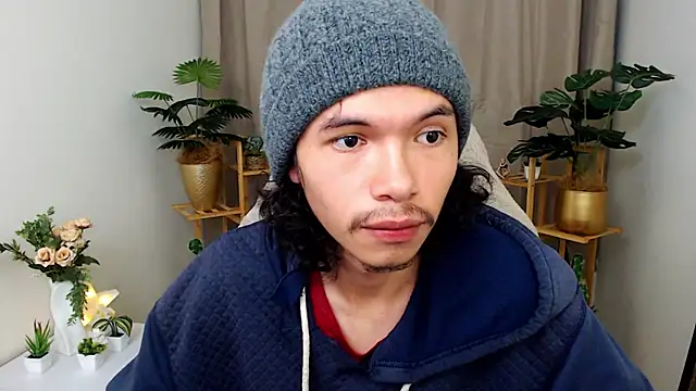 Xoxo Smiles online show from November 30, 11:03 am