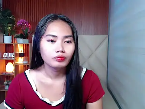 Snapshot of sluttyprincess0 chatting on September 28, 10:37 pm sluttyprincess0 online show from September 28, 10:37 pm