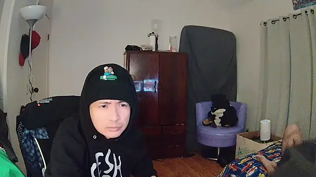 Snapshot of jhdt86 chatting on November 26, 11:44 am jhdt86 online show from November 26, 11:44 am