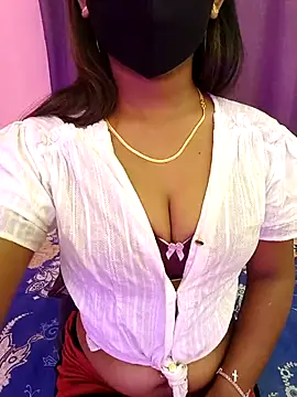Snapshot of Puja-baby chatting on October 9, 11:52 am Puja-baby online show from October 9, 11:52 am