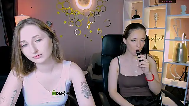 Snapshot of eva_smiith_ chatting on June 29, 5:35 am eva smiith online show from June 29, 5:35 am