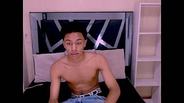 Rocco Grey online show from October 3, 8:17 pm