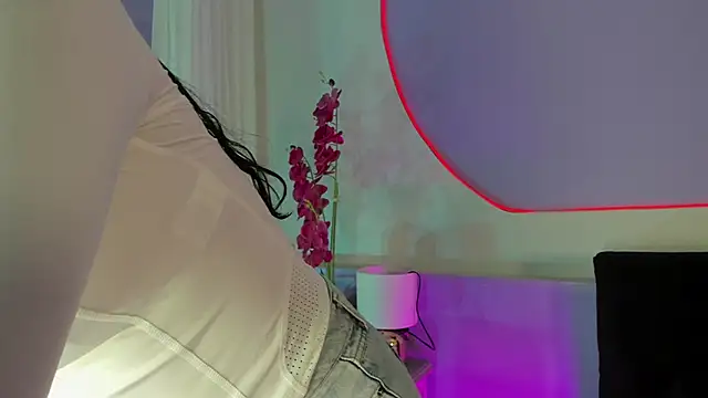 Snapshot of _HAANNAH_ chatting on November 6, 7:48 pm HAANNAH online show from November 6, 7:48 pm