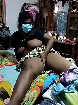 Snapshot of samadi18 chatting on February 13, 3:46 am samadi18 online show from February 13, 3:46 am